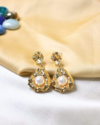 Pearl Hanging Earings