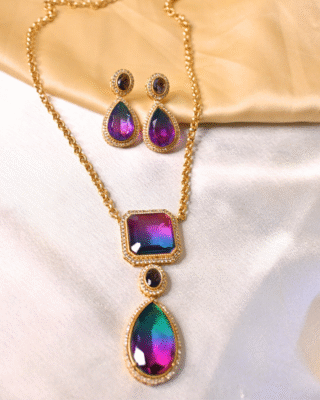 Prismora Pendant