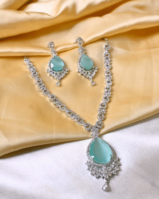 Mint Mirage AD Neckpiece