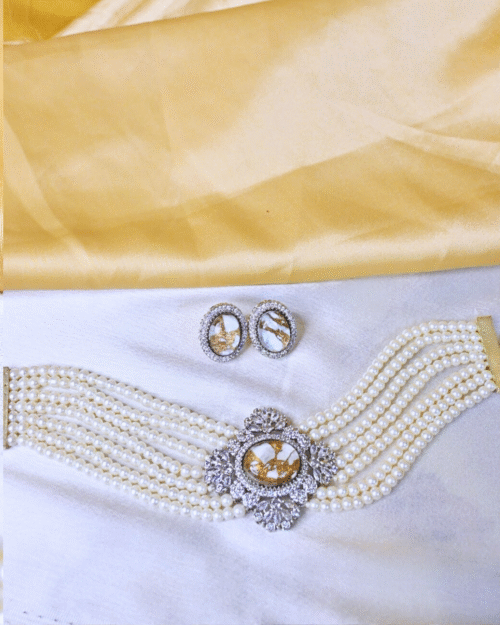 Ivory Gleam Choker - Image 3