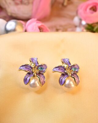 Florette Pearl Earings- Violet
