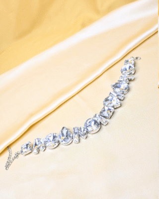 Crystal Gleam Neckpiece