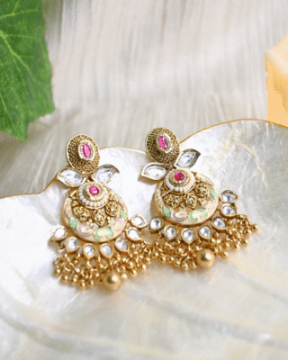 vedhika haar earings