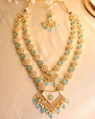 Swarnika Long Haar (3 piece set with Tika & Earings)