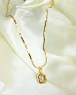 Willow Kiss Pendant